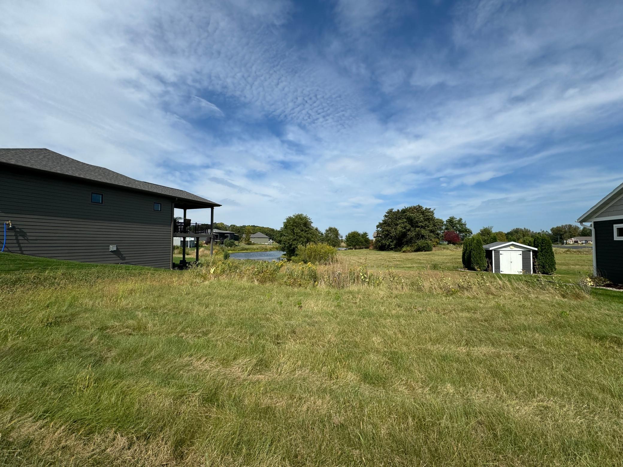105 Emerald Lake Drive Property Photo 4