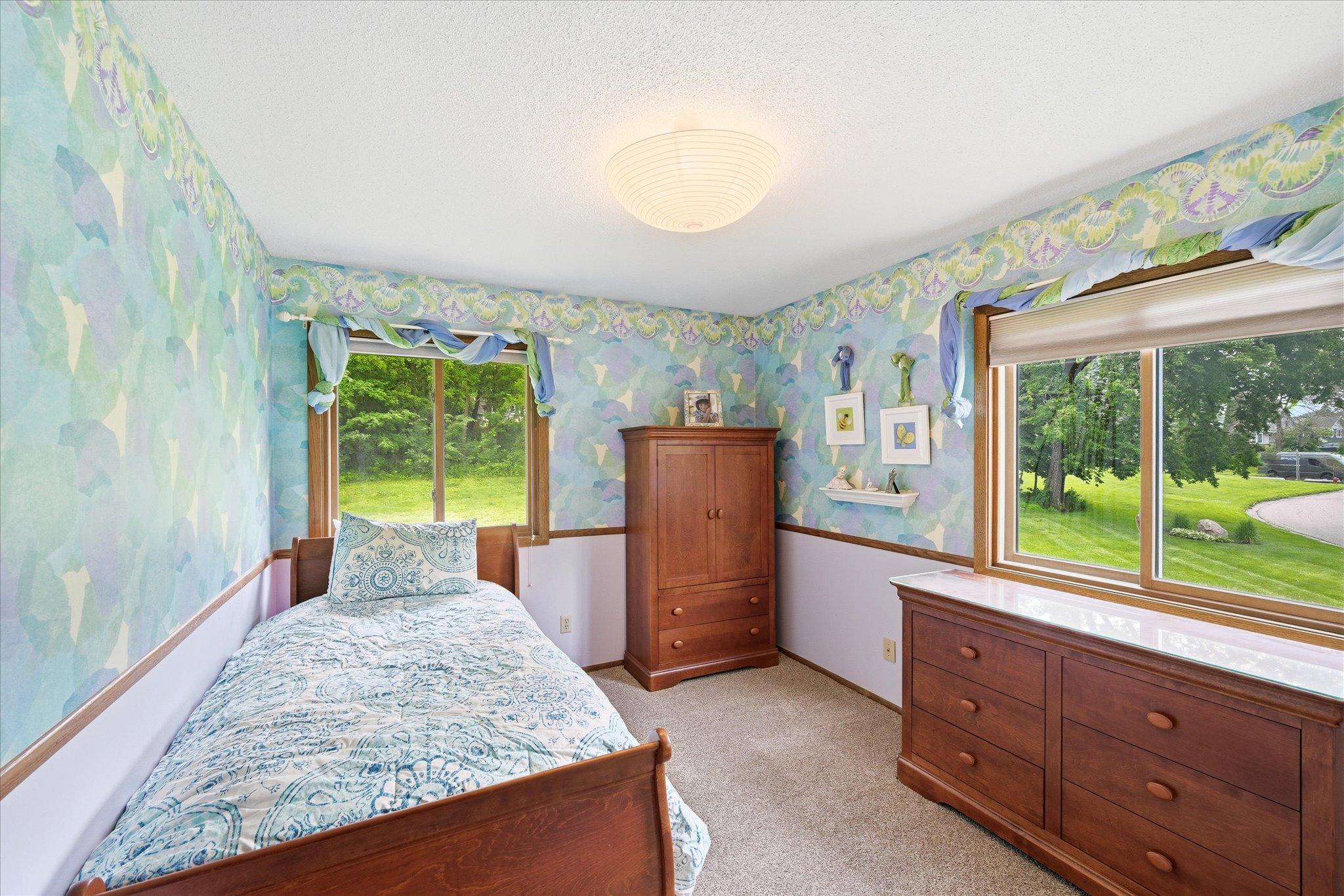 1484 Crest Drive Property Photo 12