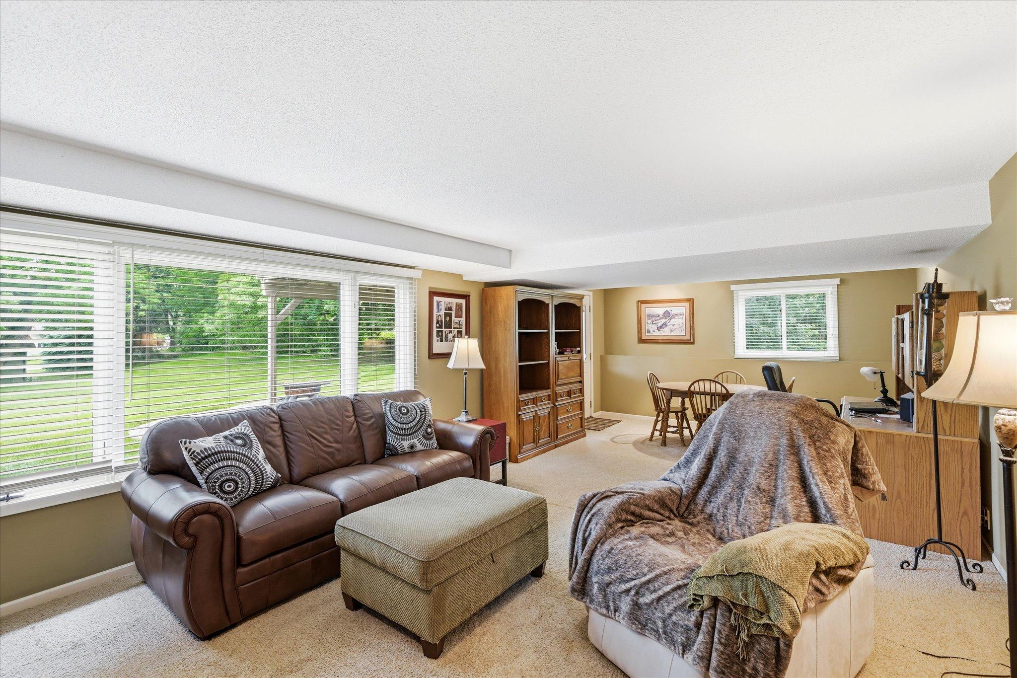 1484 Crest Drive Property Photo 18