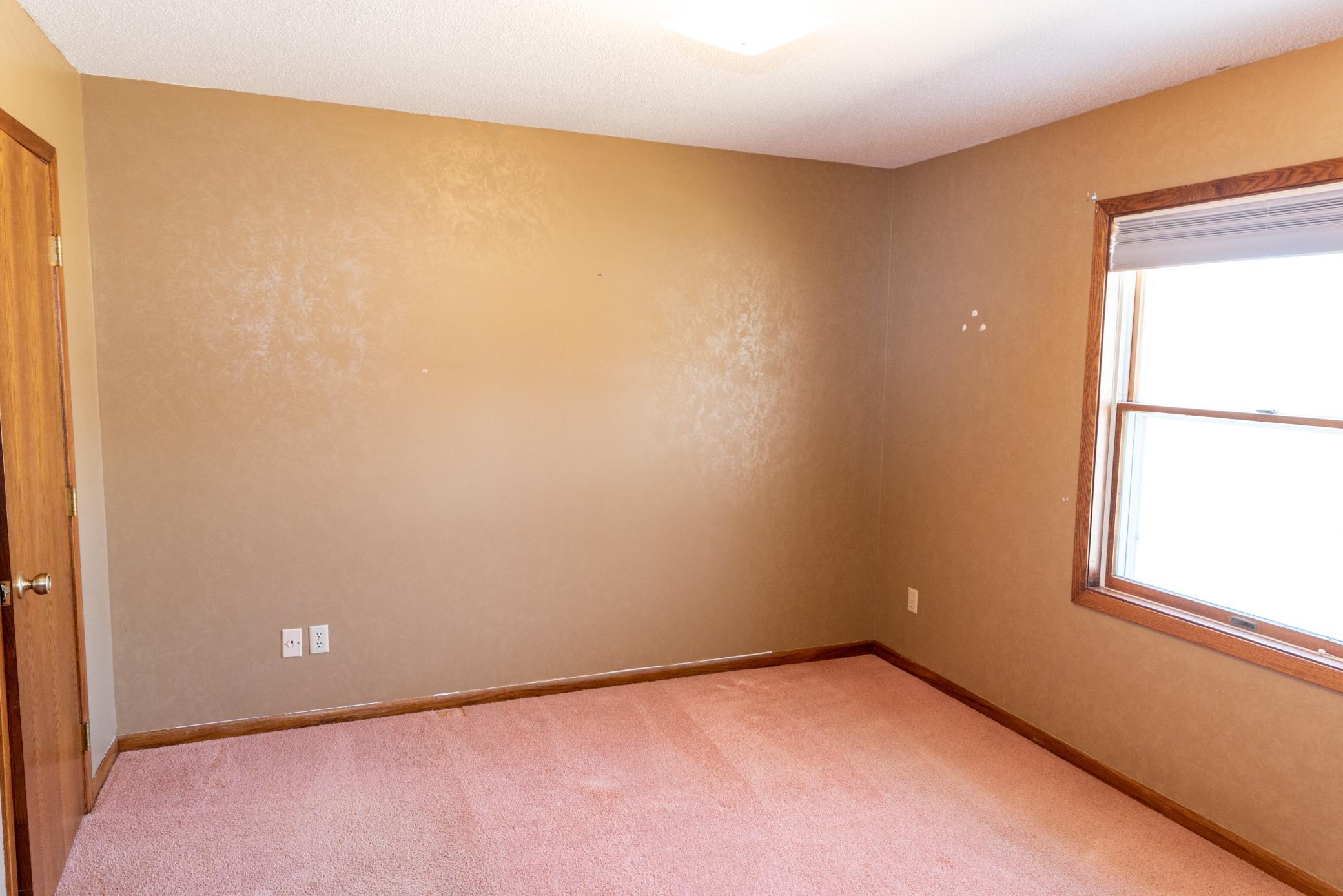 1216 Parkside Drive Property Photo 9