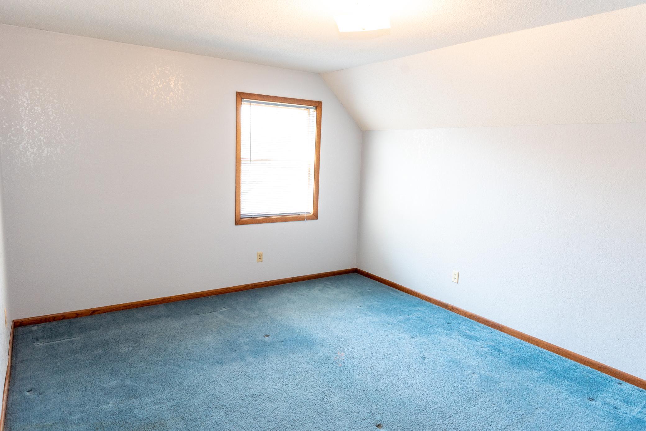 1216 Parkside Drive Property Photo 14