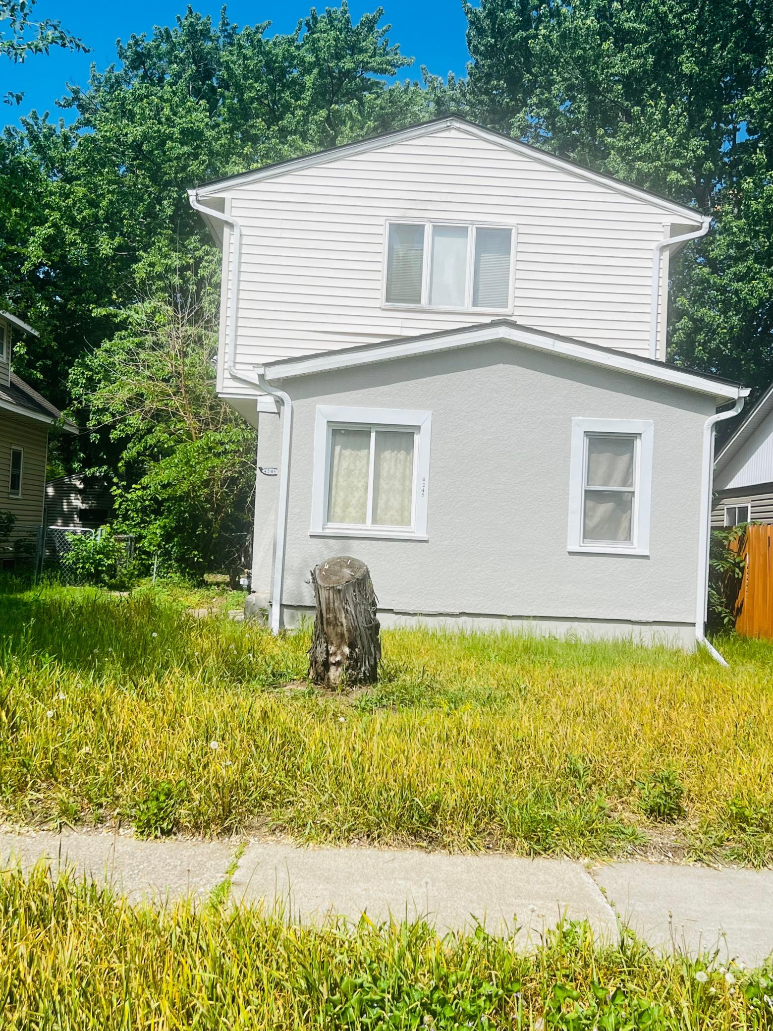 4245 Welcome Avenue N Property Photo 2