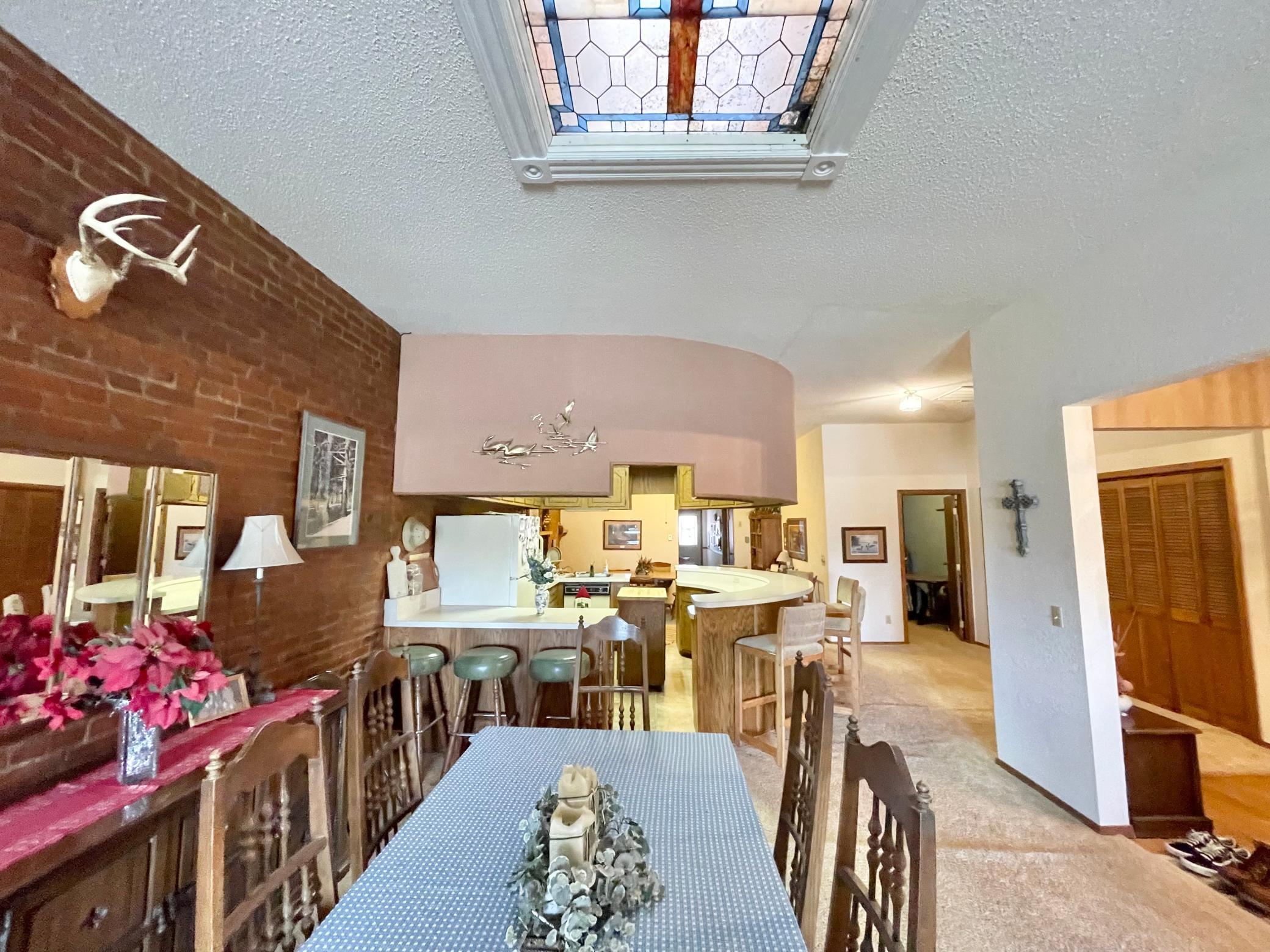 18 E Central Street Property Photo 7