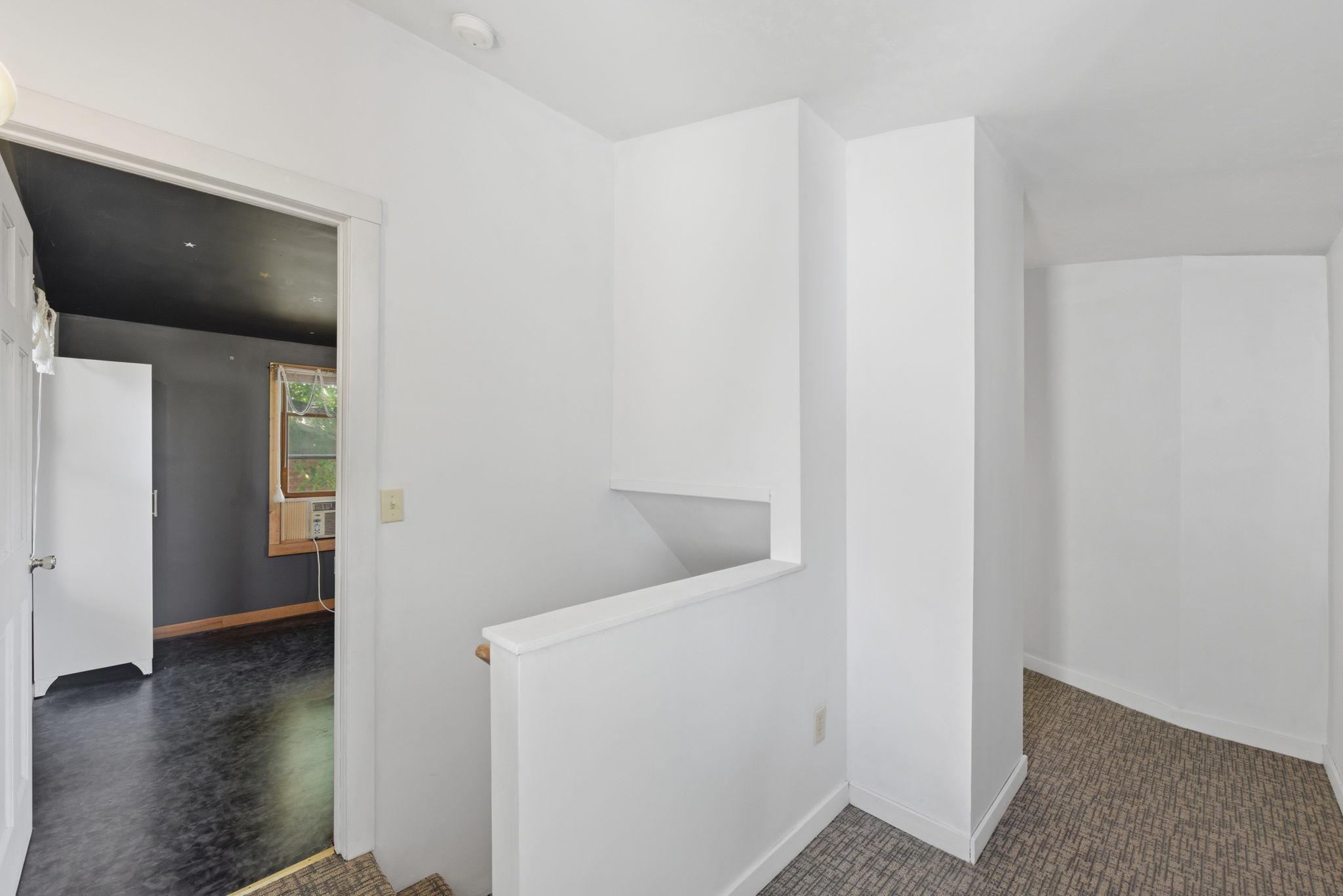 5698 Stagecoach Trail N Property Photo 12