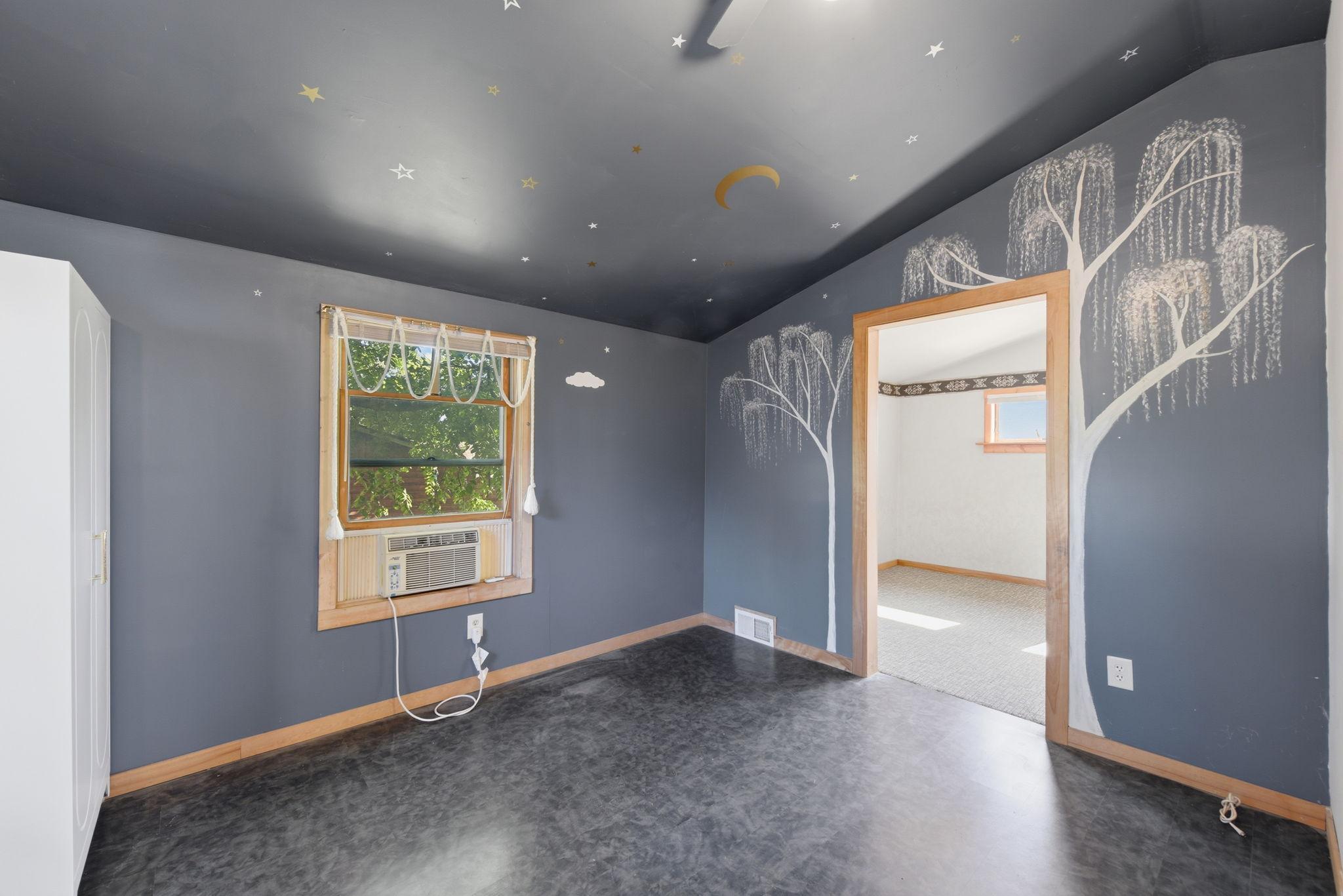 5698 Stagecoach Trail N Property Photo 17