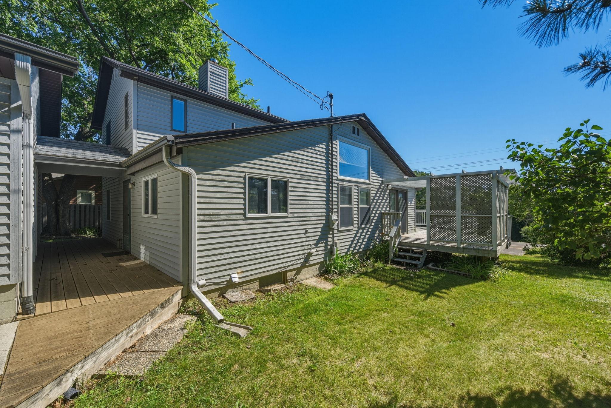 5698 Stagecoach Trail N Property Photo 28