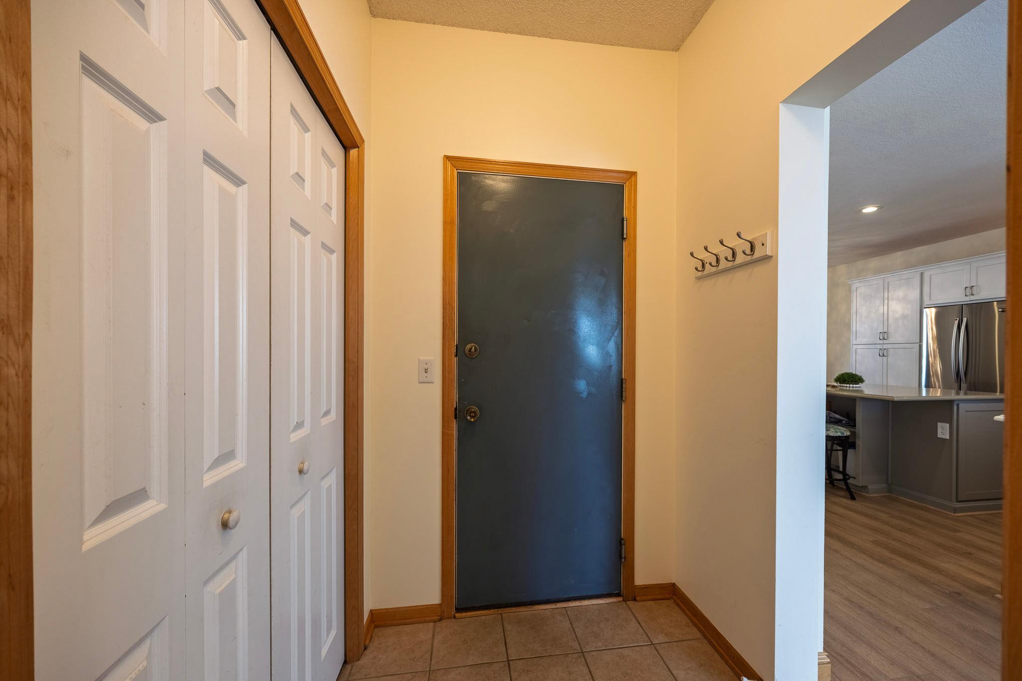 15066 Dundee Avenue Property Photo 8