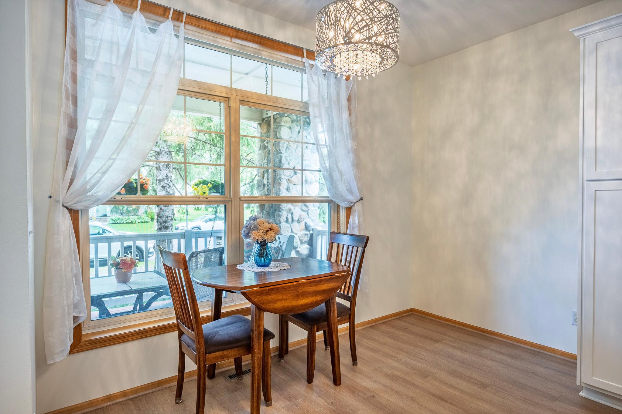 15066 Dundee Avenue Property Photo 9