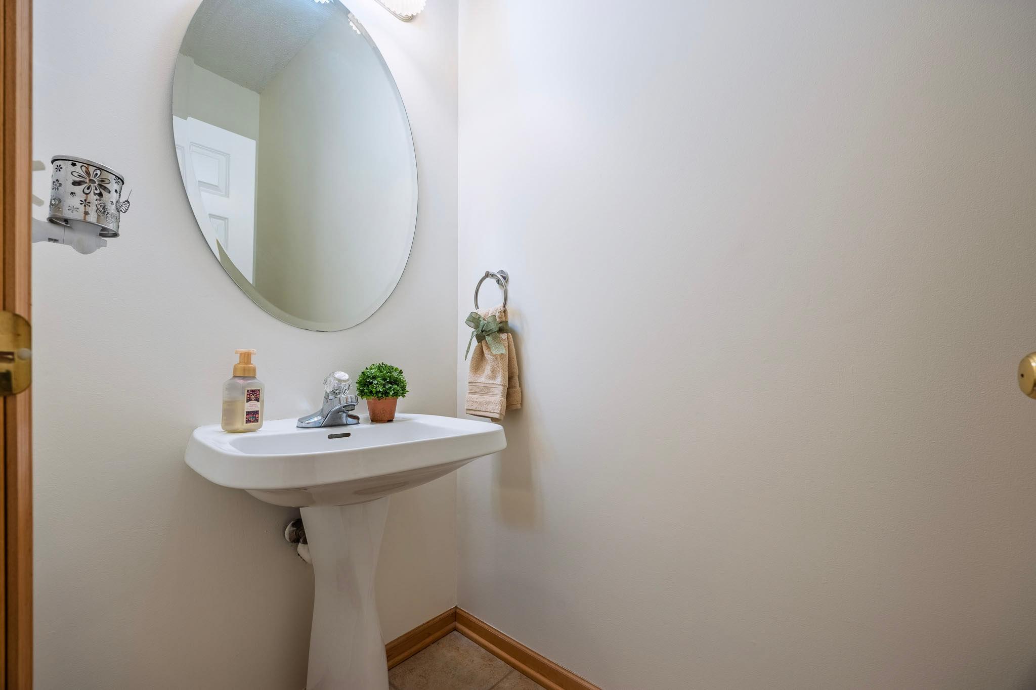 15066 Dundee Avenue Property Photo 12