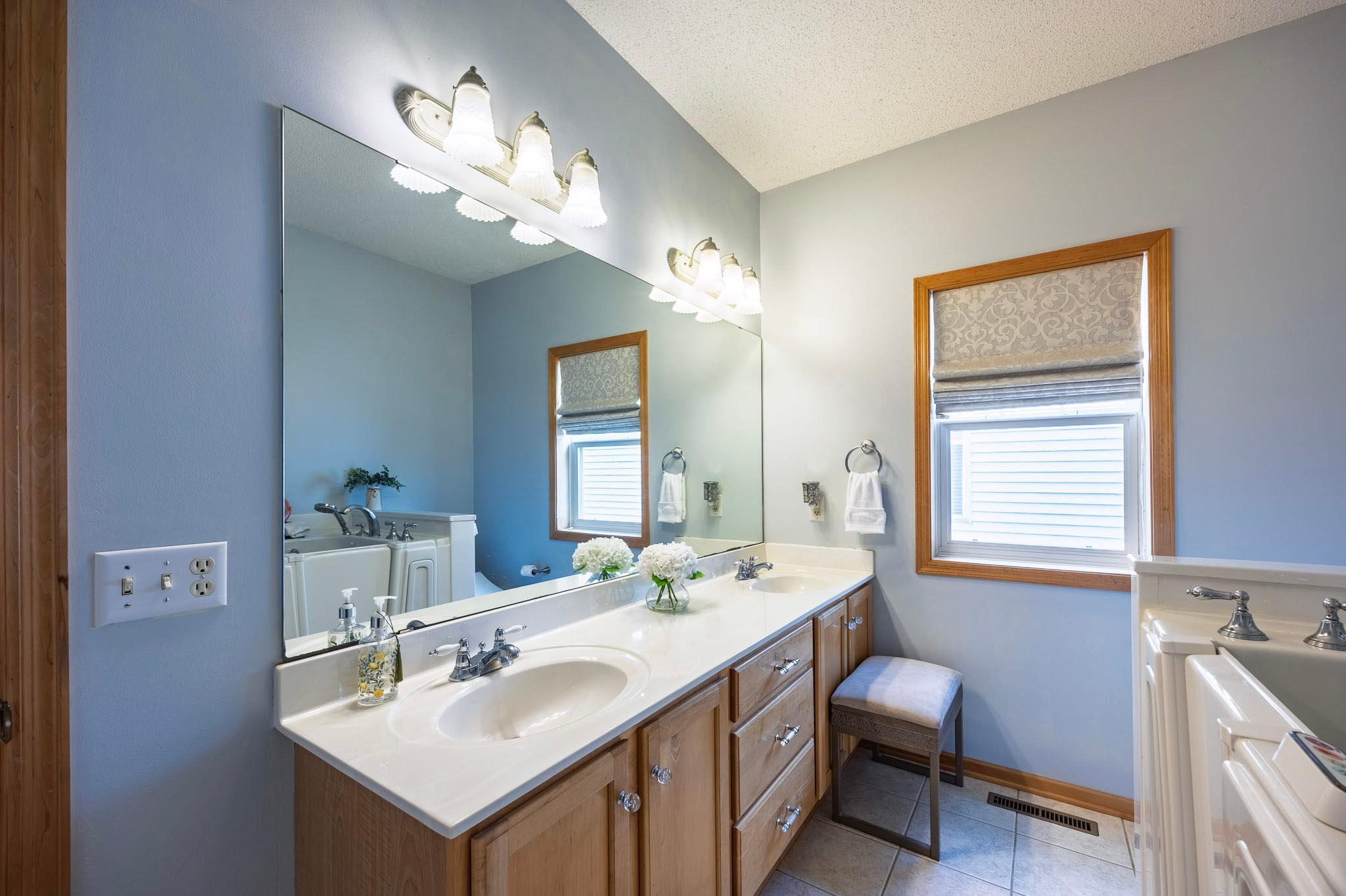 15066 Dundee Avenue Property Photo 22