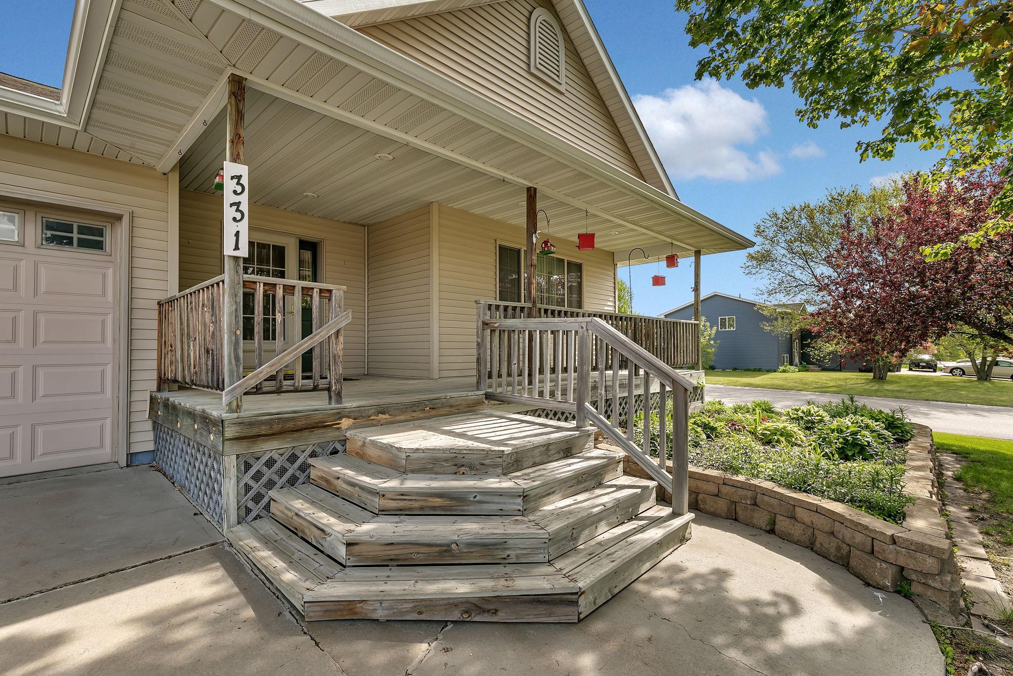 331 Countryside Lane Property Photo 4