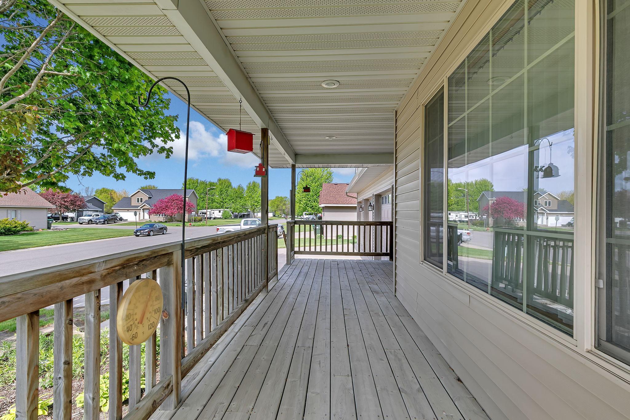 331 Countryside Lane Property Photo 6