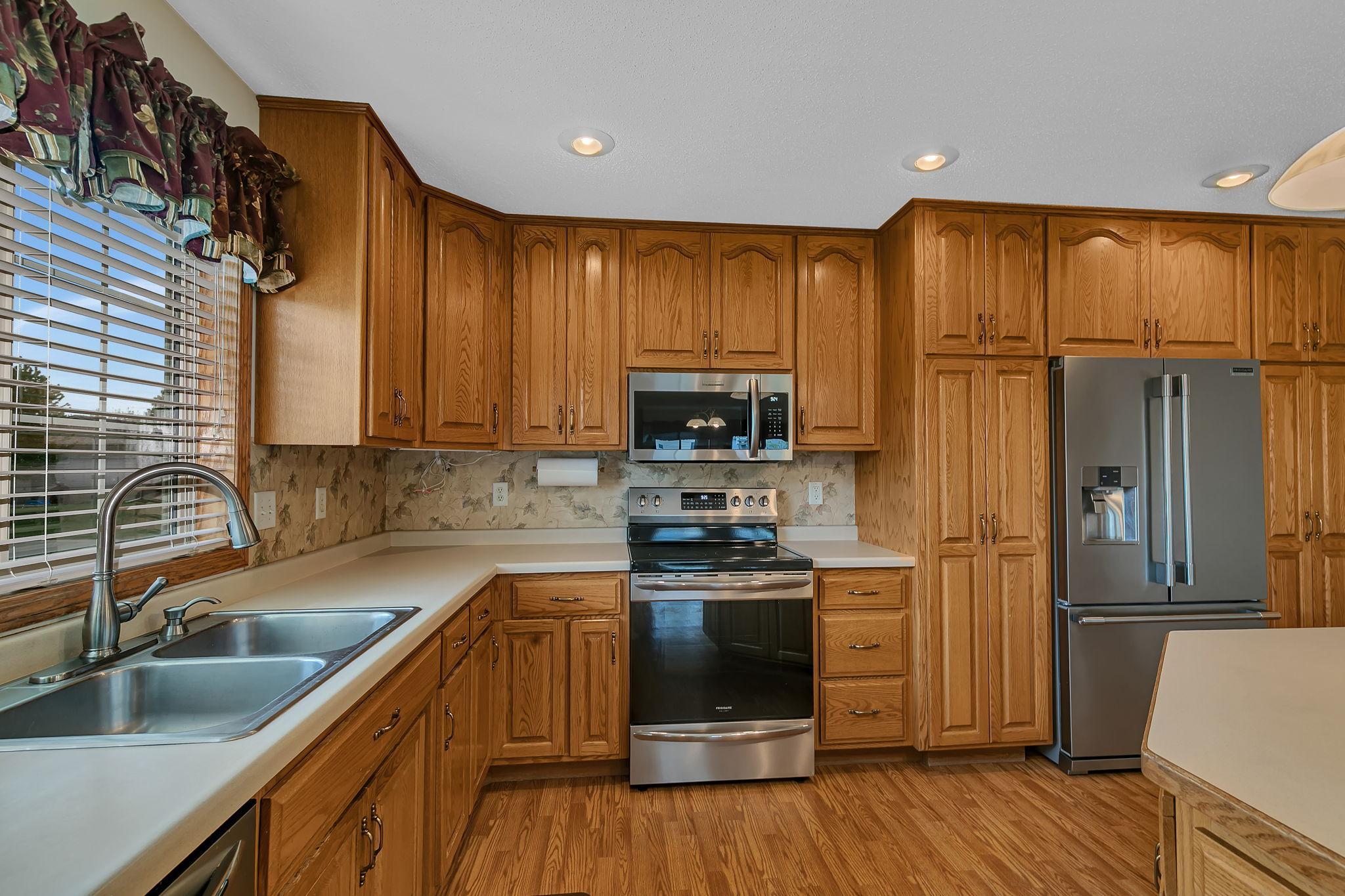 331 Countryside Lane Property Photo 9