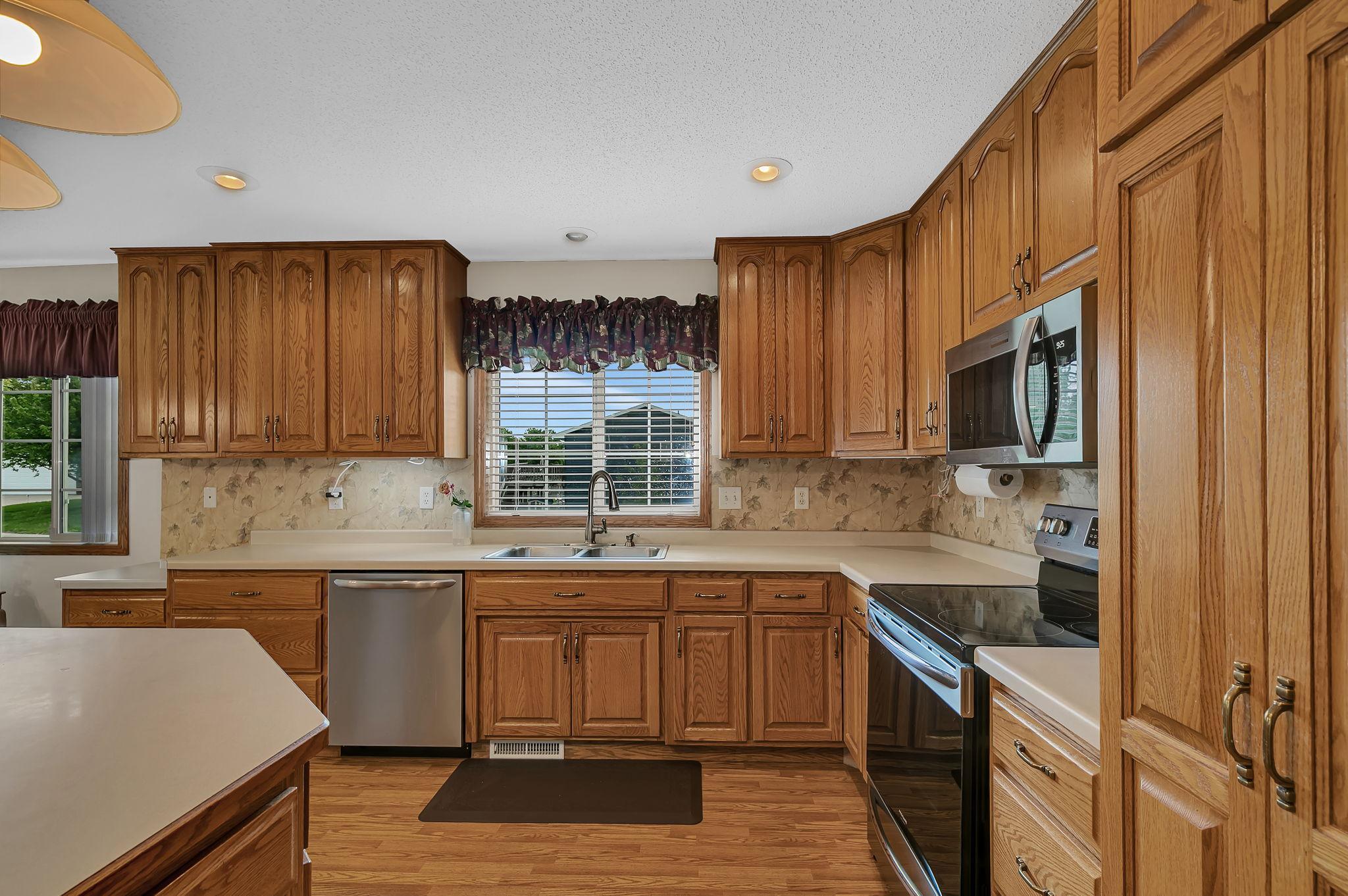 331 Countryside Lane Property Photo 10