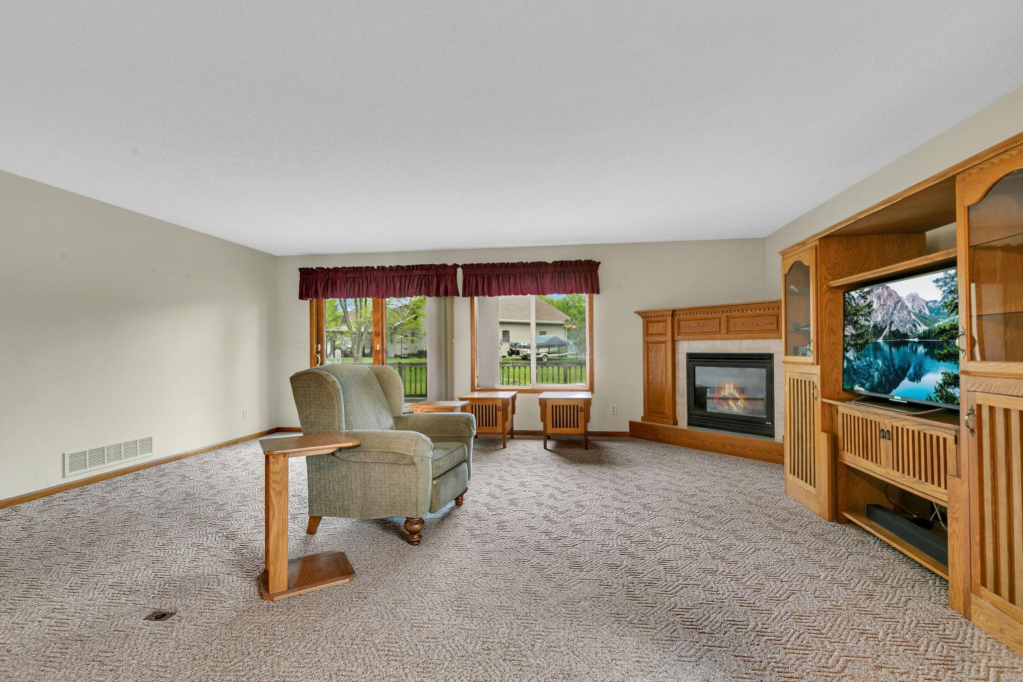331 Countryside Lane Property Photo 13