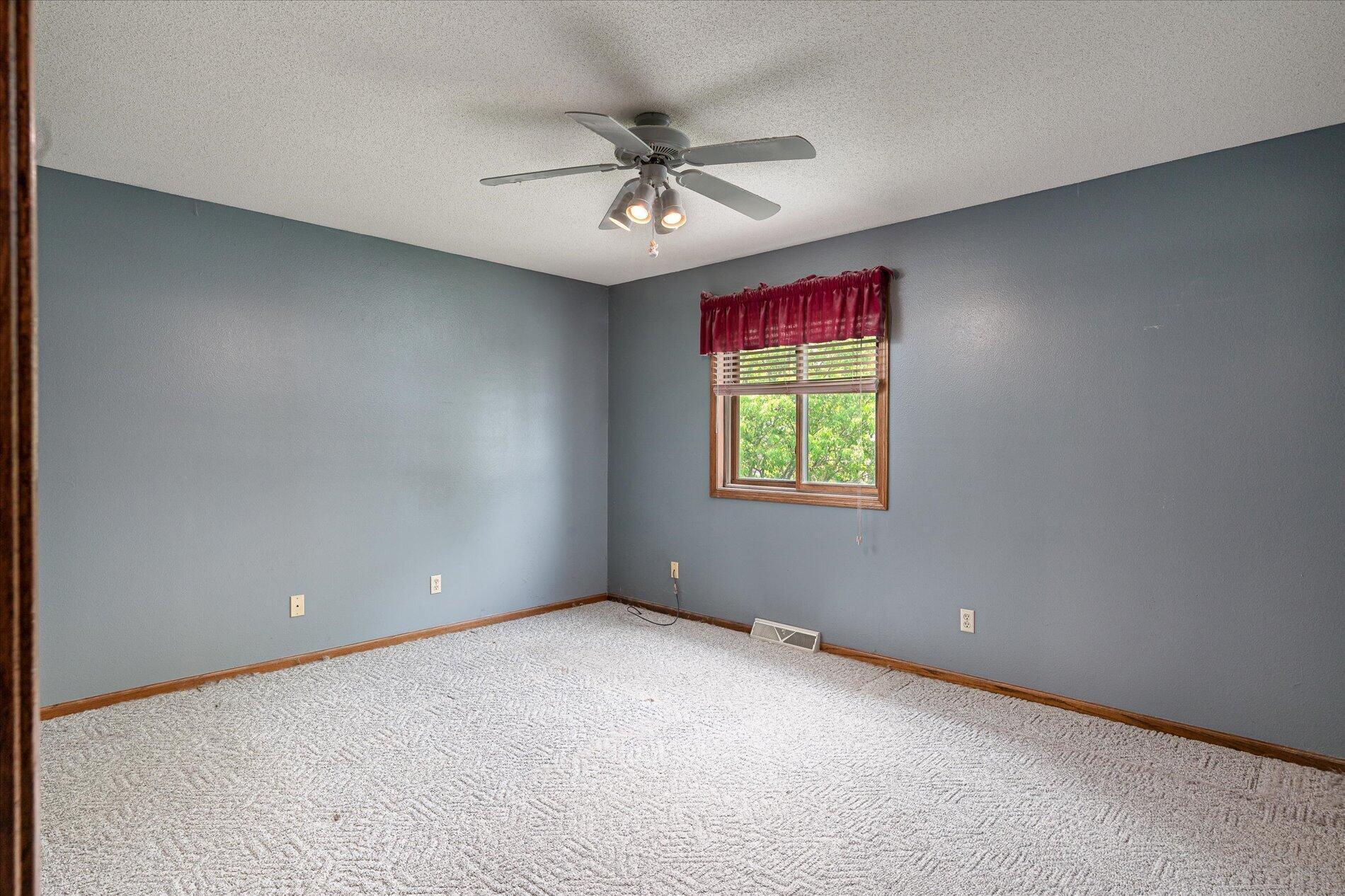 1206 Willow Street Property Photo 7