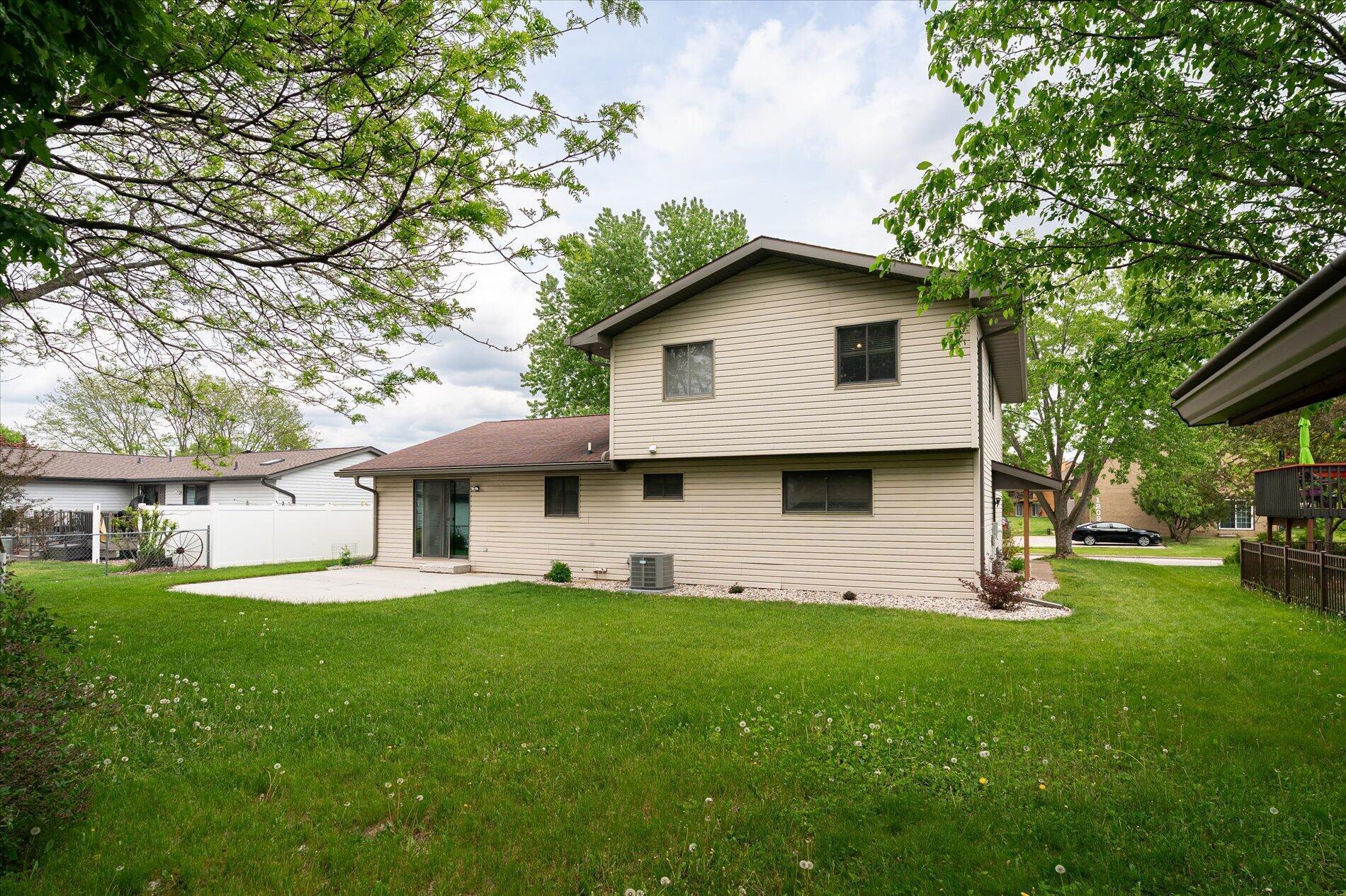 1206 Willow Street Property Photo 12