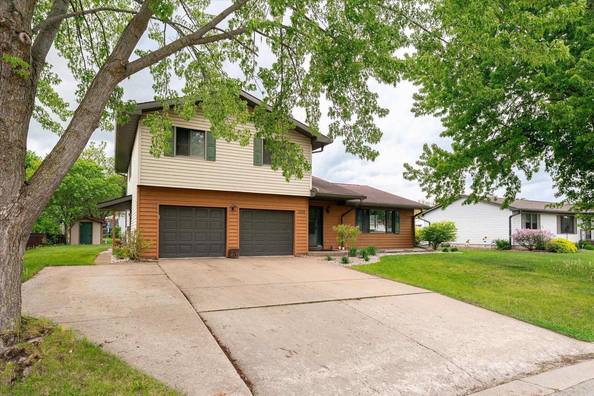 1206 Willow Street Property Photo 24