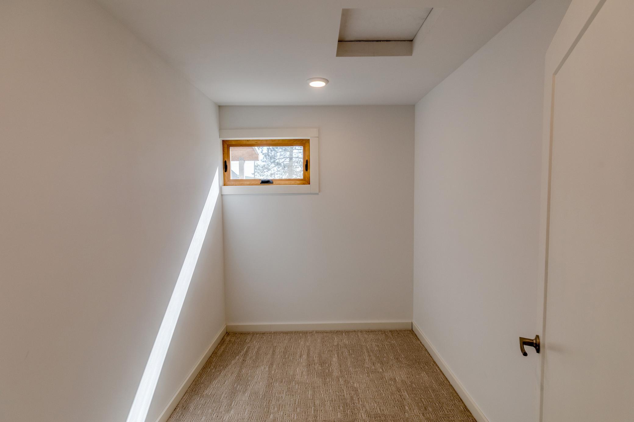 2209 State 84 Sw Property Photo 14