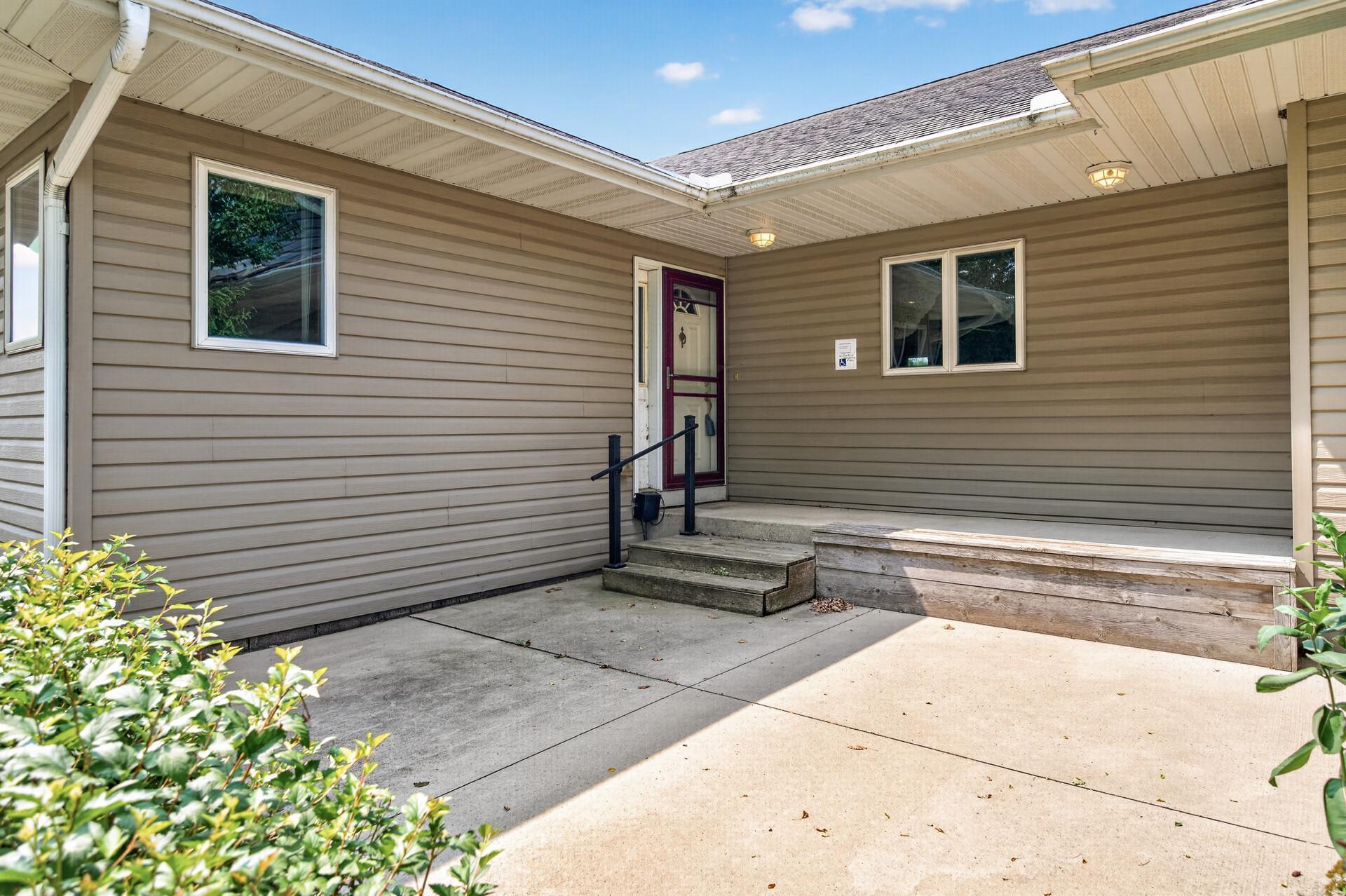 5255 53rd Street Sw Property Photo 6