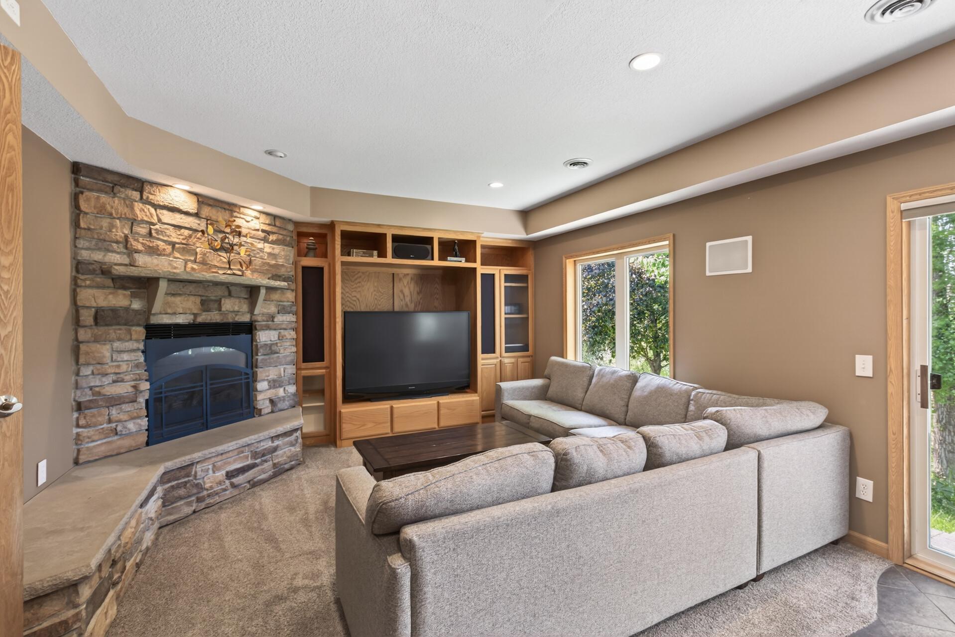 7148 Maryland Circle Property Photo 32