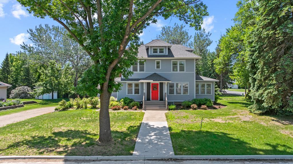 501 E Lyon Street Property Photo 2