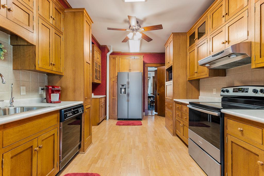 501 E Lyon Street Property Photo 15