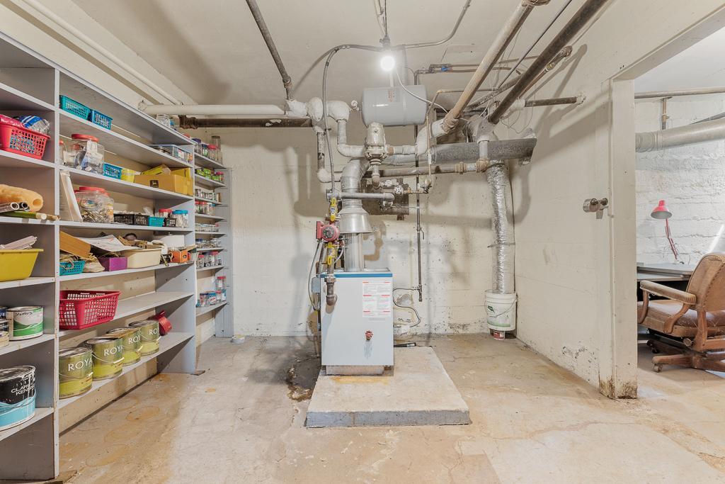 501 E Lyon Street Property Photo 29
