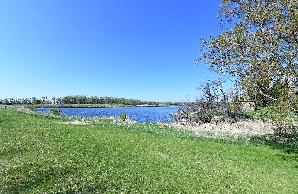 347 4th Avenue W Property Photo 9