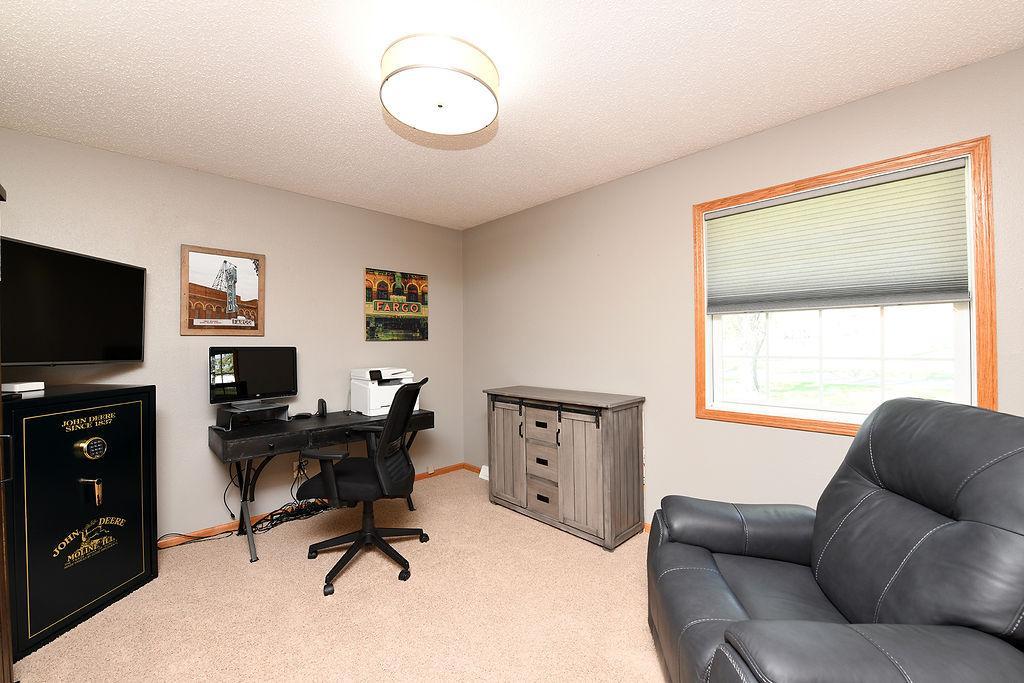347 4th Avenue W Property Photo 33