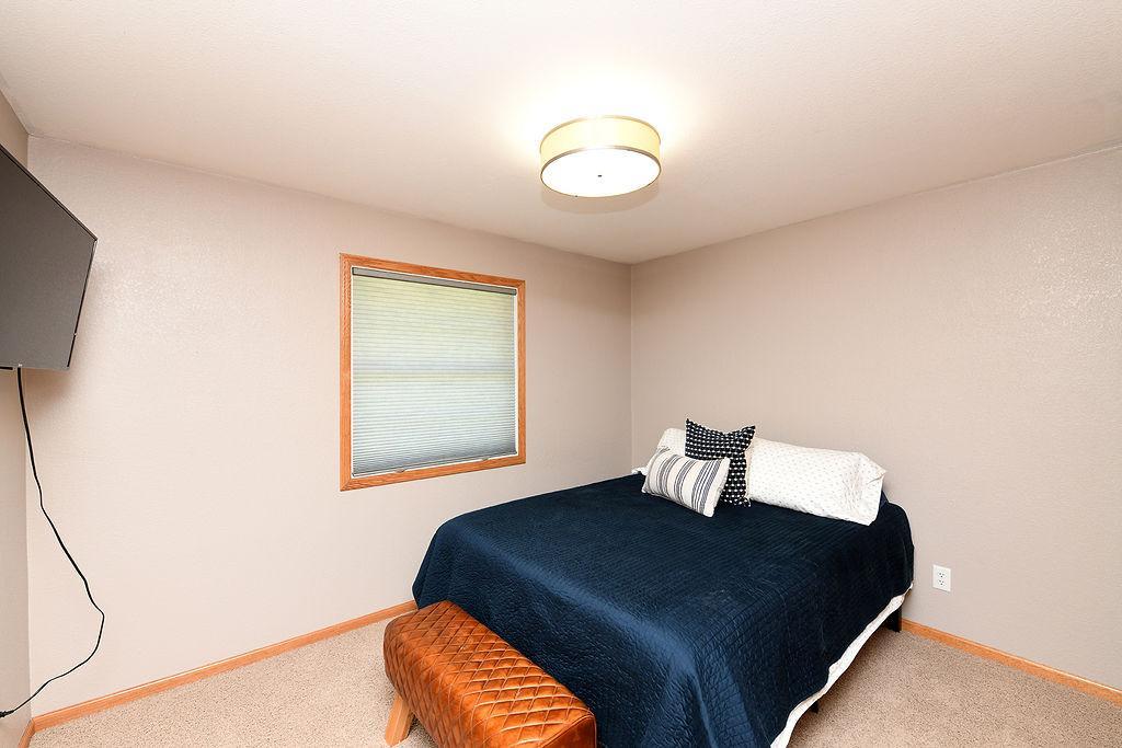 347 4th Avenue W Property Photo 40