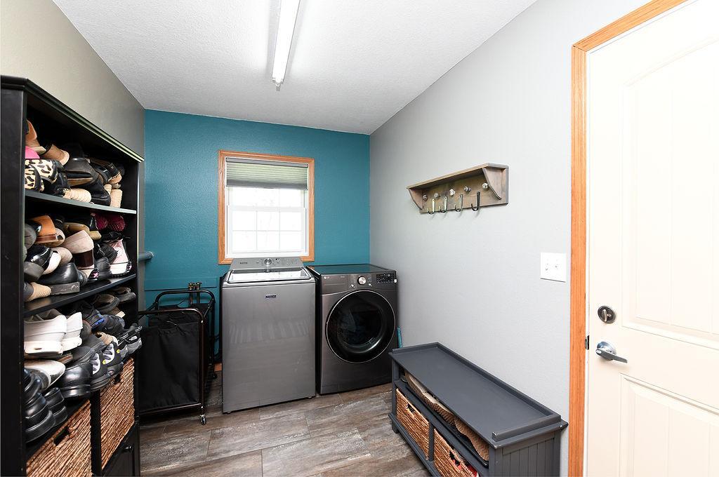 347 4th Avenue W Property Photo 44