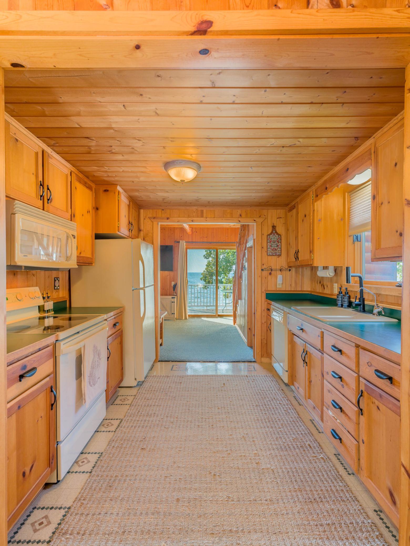 47001 Whistle Road Property Photo 8