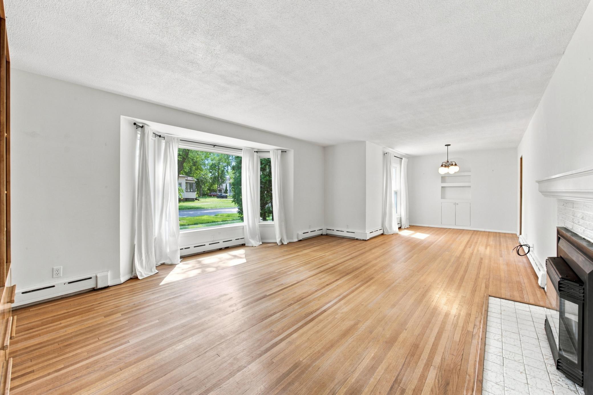 615 10th Avenue S Property Photo 5