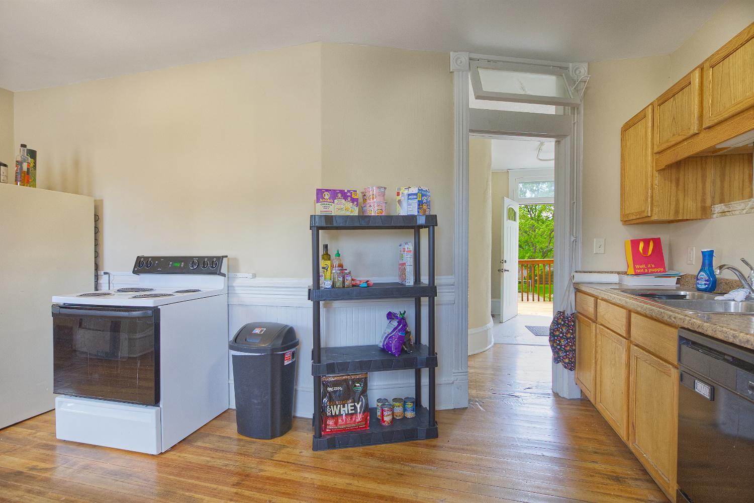 121 Main Avenue W Property Photo 22