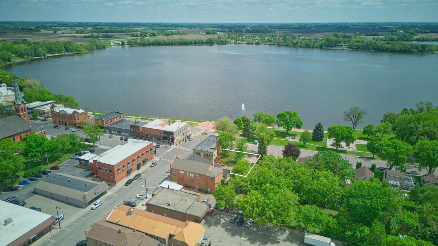 121 Main Avenue W Property Photo 63