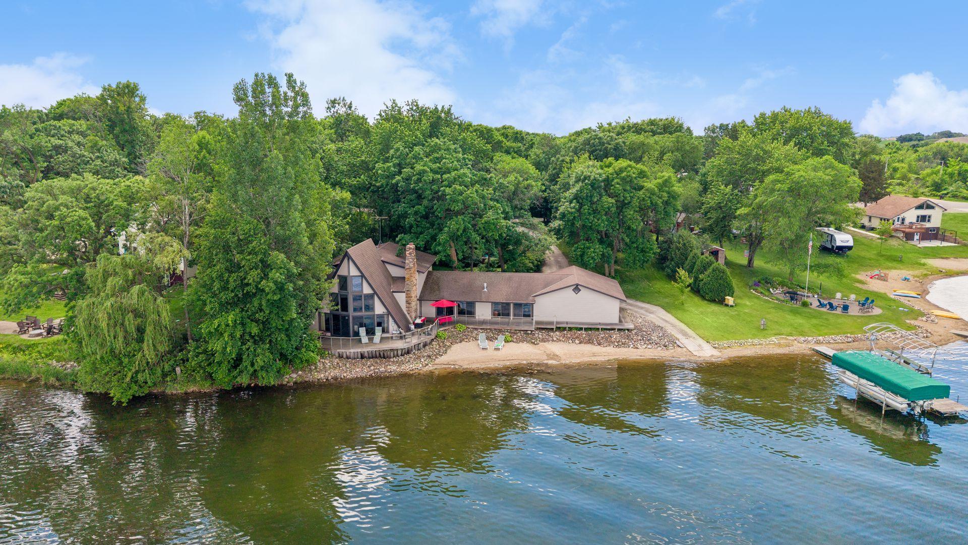 14120 Badger Road Property Photo 4
