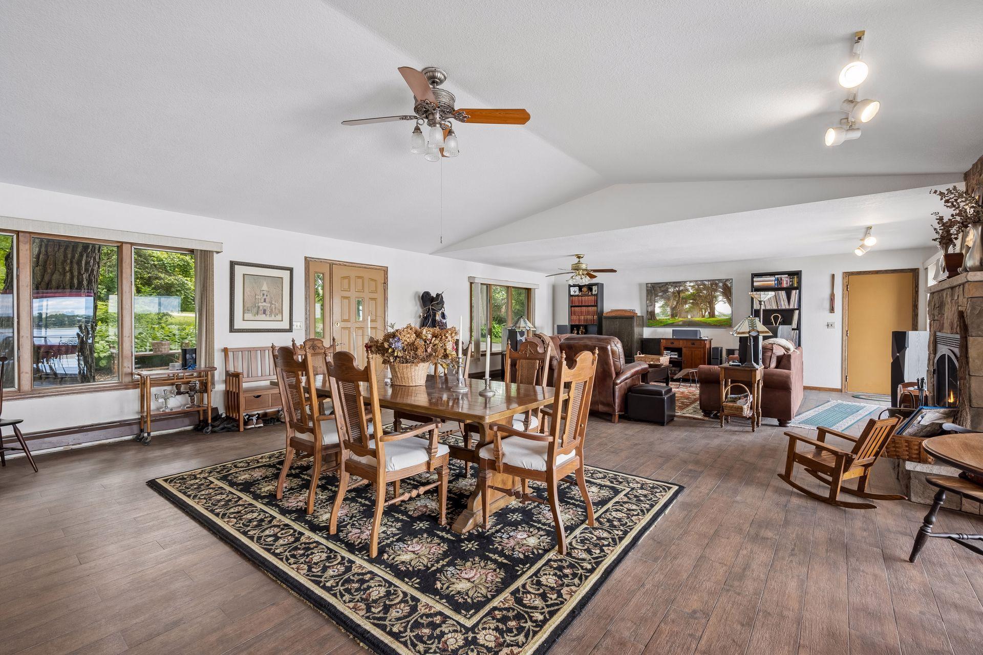 14120 Badger Road Property Photo 11
