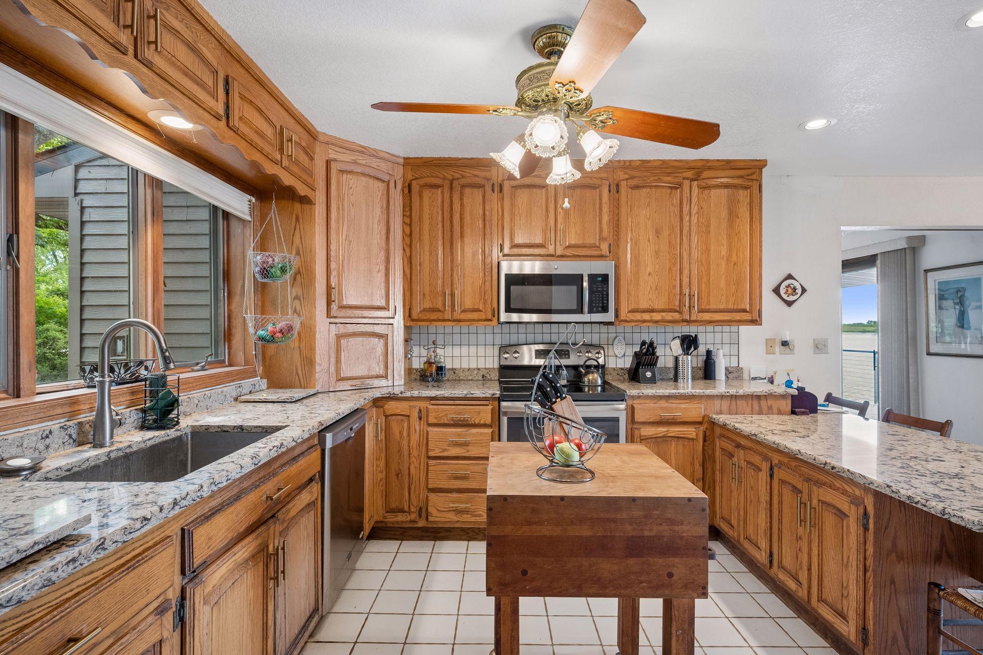 14120 Badger Road Property Photo 13