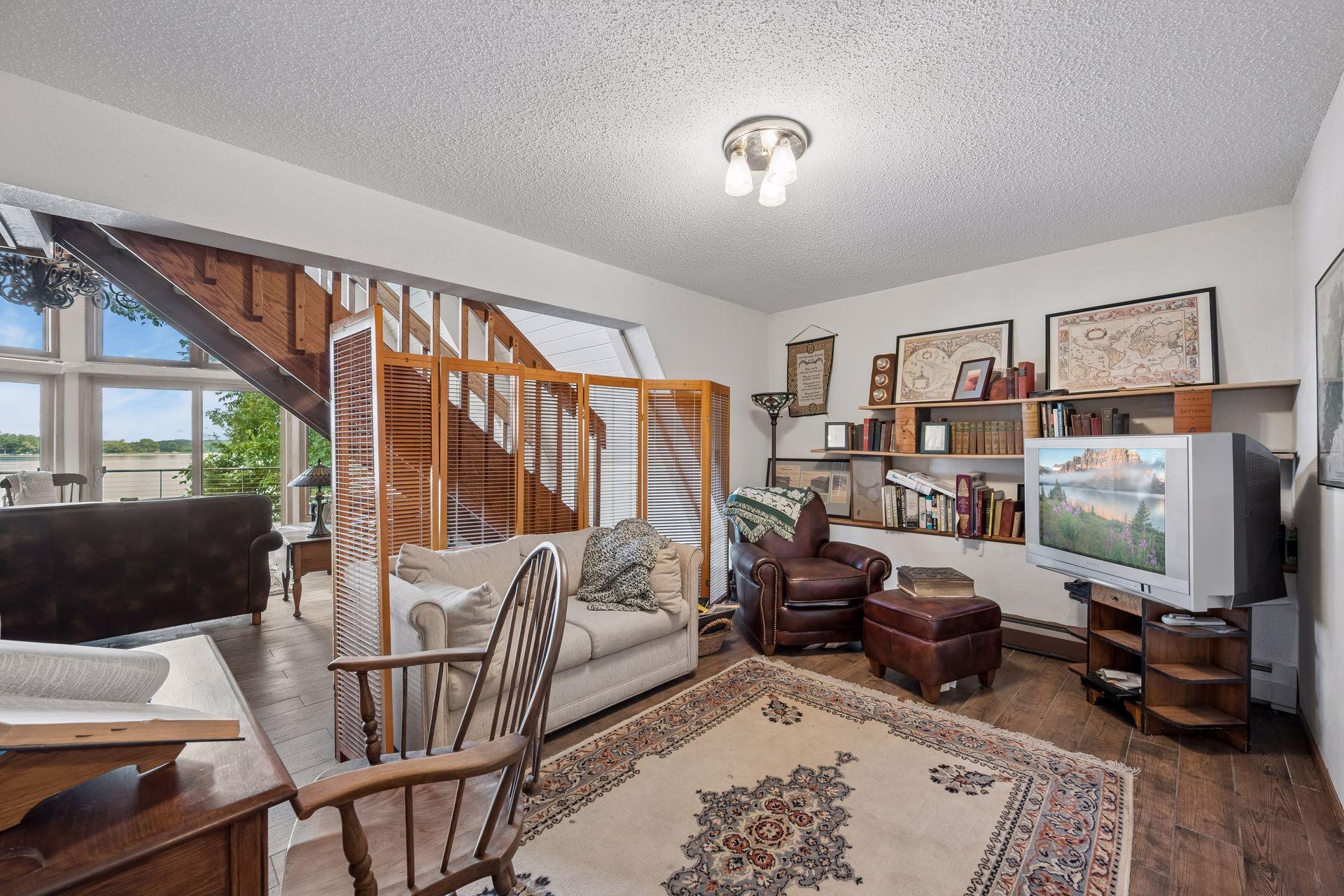 14120 Badger Road Property Photo 19