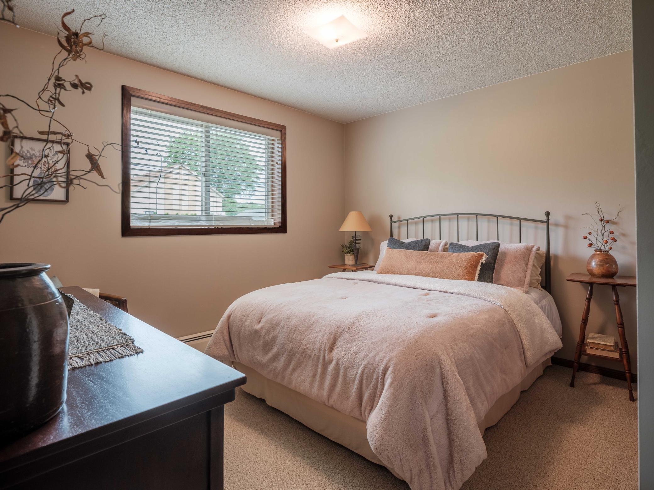 2920 18 Avenue Nw Property Photo 10