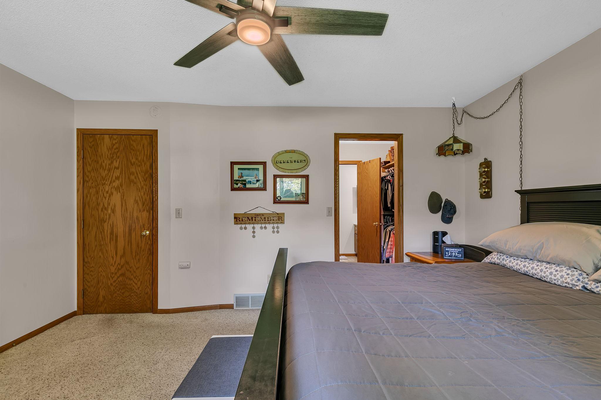 288 Park Avenue S Property Photo 12