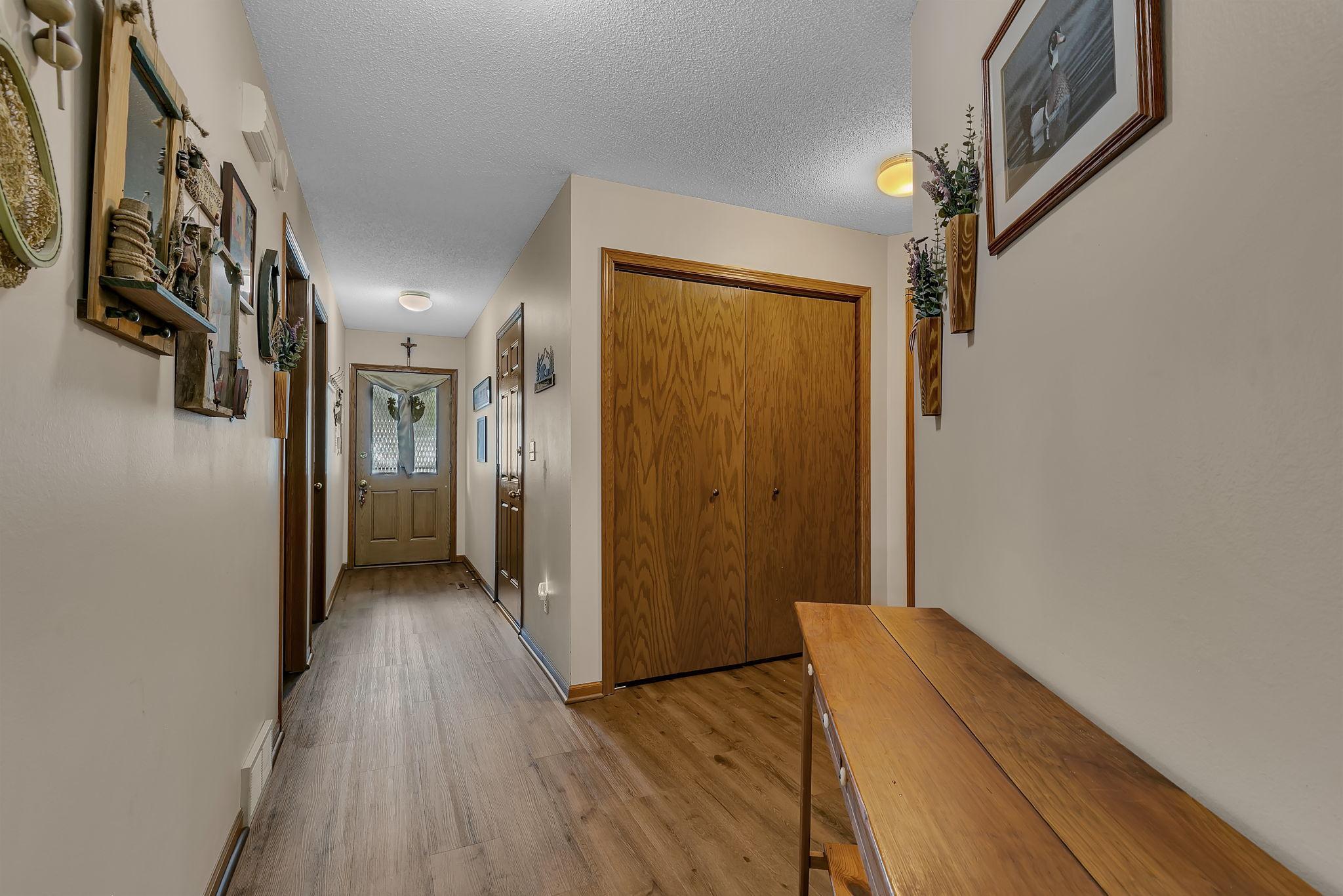 288 Park Avenue S Property Photo 15