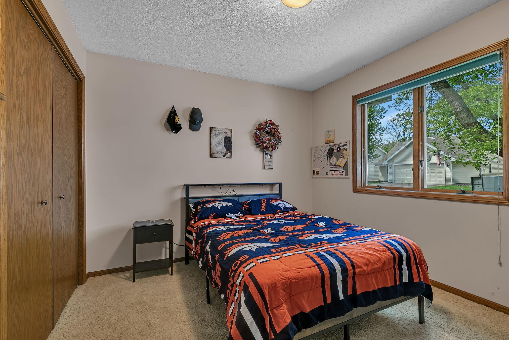 288 Park Avenue S Property Photo 17