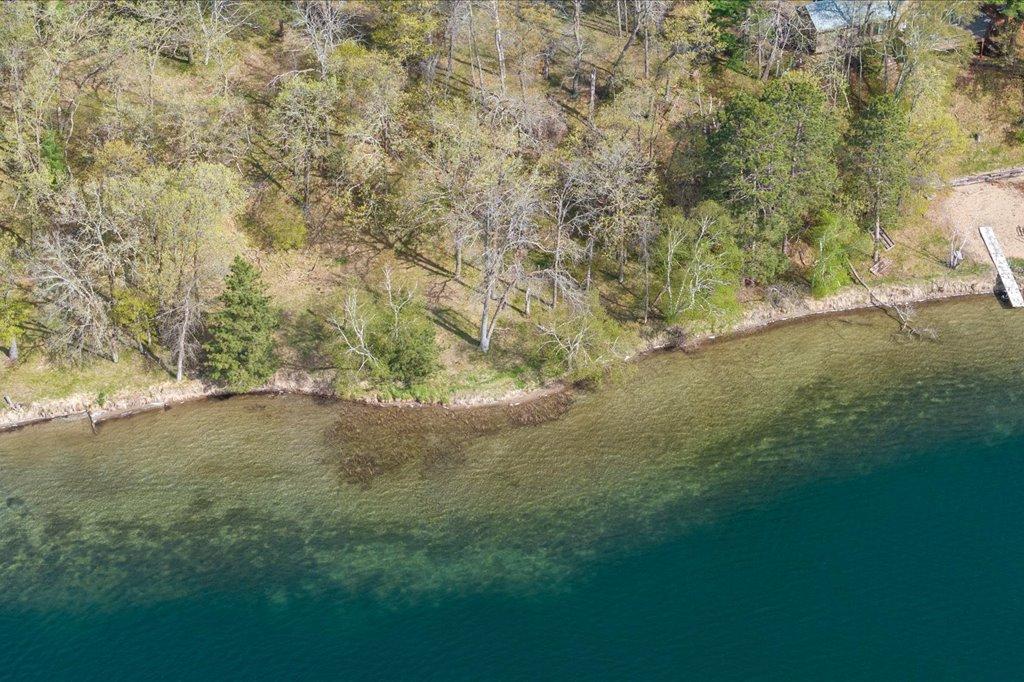9235 Ossawinnamakee Road Property Photo 14