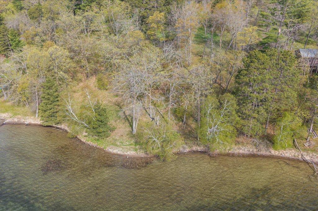 9235 Ossawinnamakee Road Property Photo 18