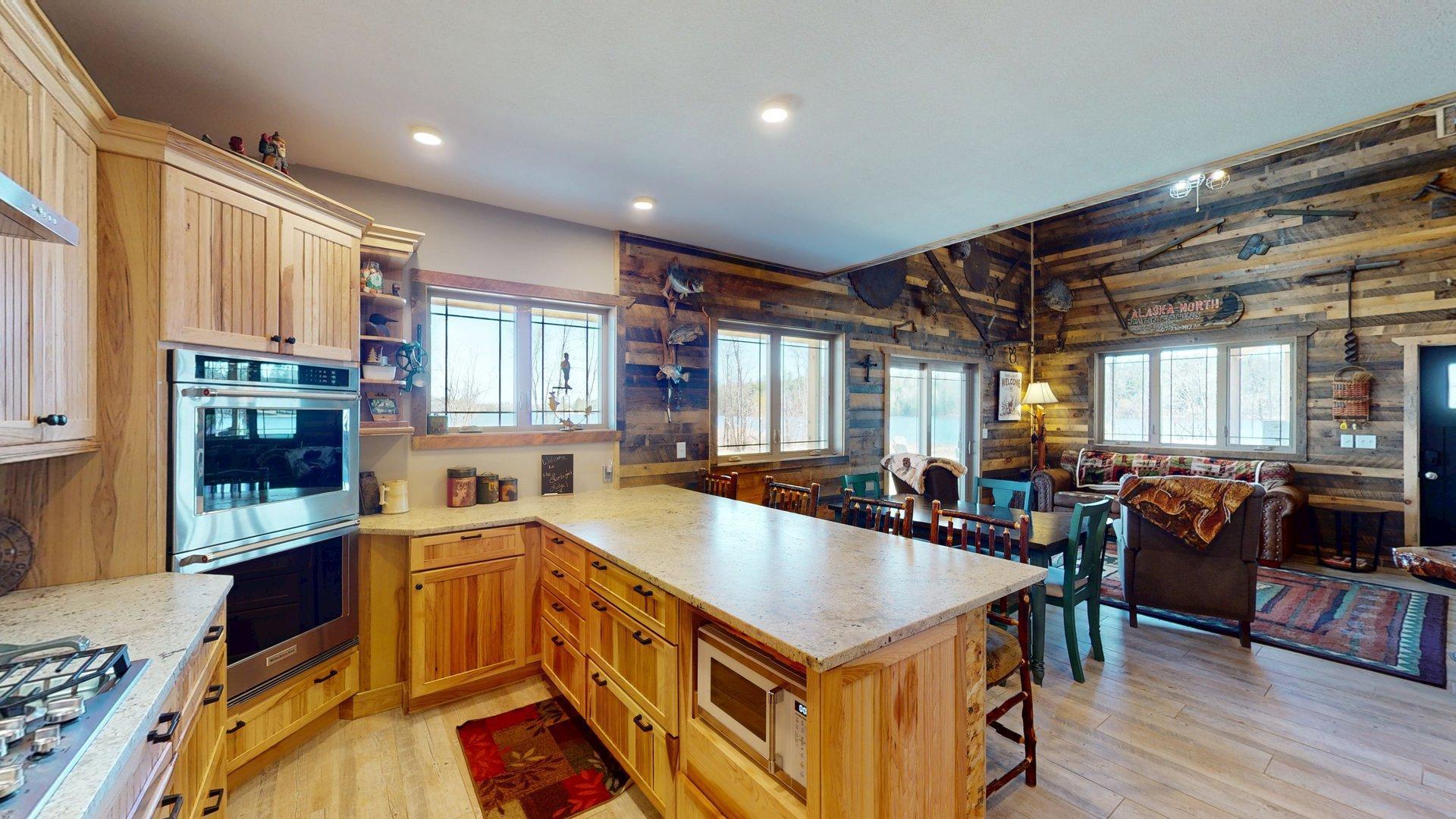 7498 Bayside Drive Property Photo 17
