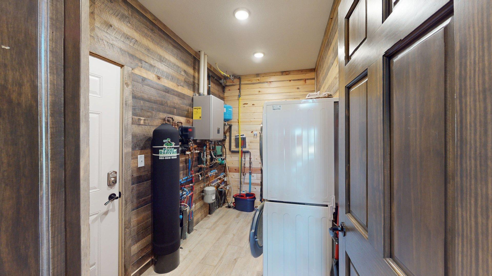 7498 Bayside Drive Property Photo 24