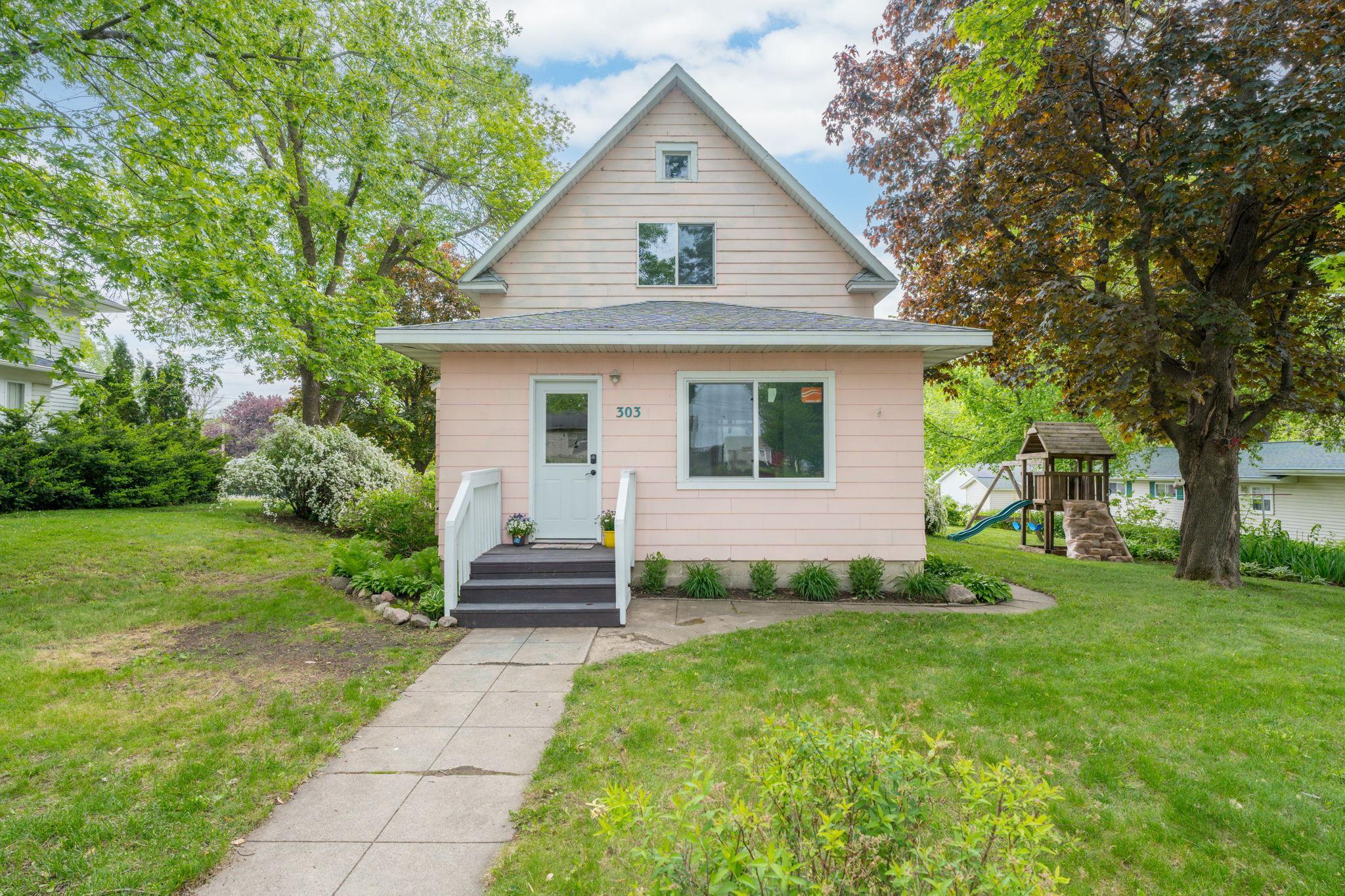 303 Broadway Property Photo 1