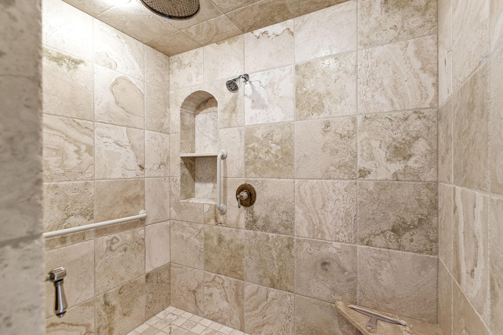 1660 Carriage Path Property Photo 47